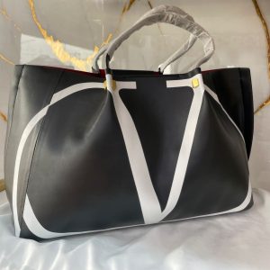 Ladies beautiful bags